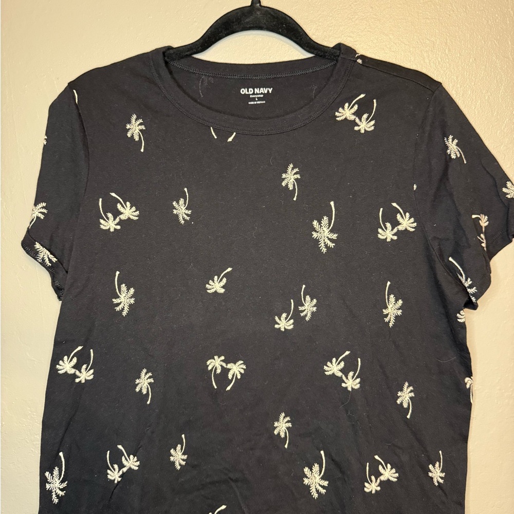 Old Navy Short Sleeve Shirt with Palm Trees